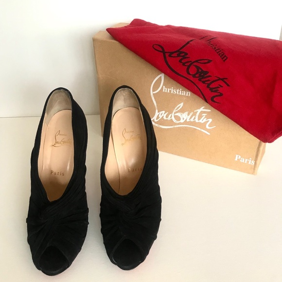 ❌SOLD❌ Christian Louboutin heels - Picture 1 of 6